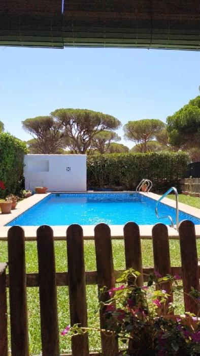Chalet Roche A 300 Metros De La Playa Экстерьер фото