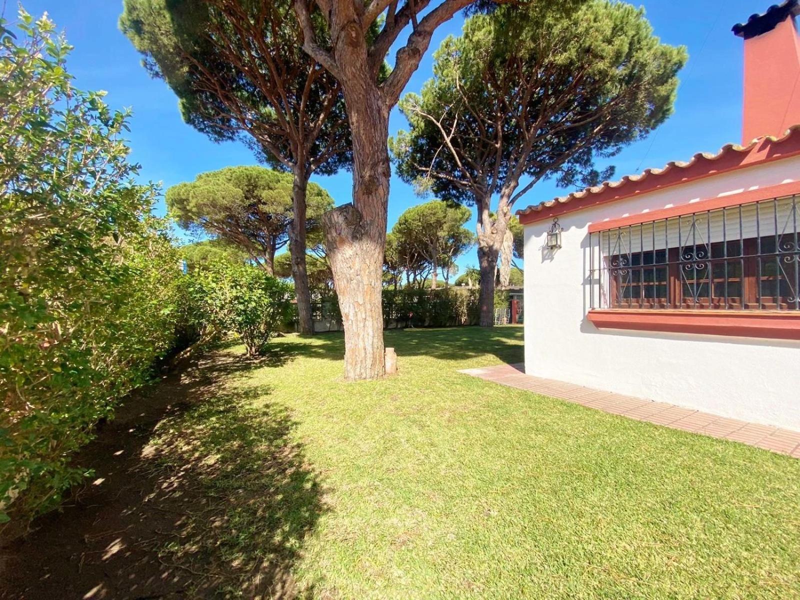 Chalet Roche A 300 Metros De La Playa Экстерьер фото